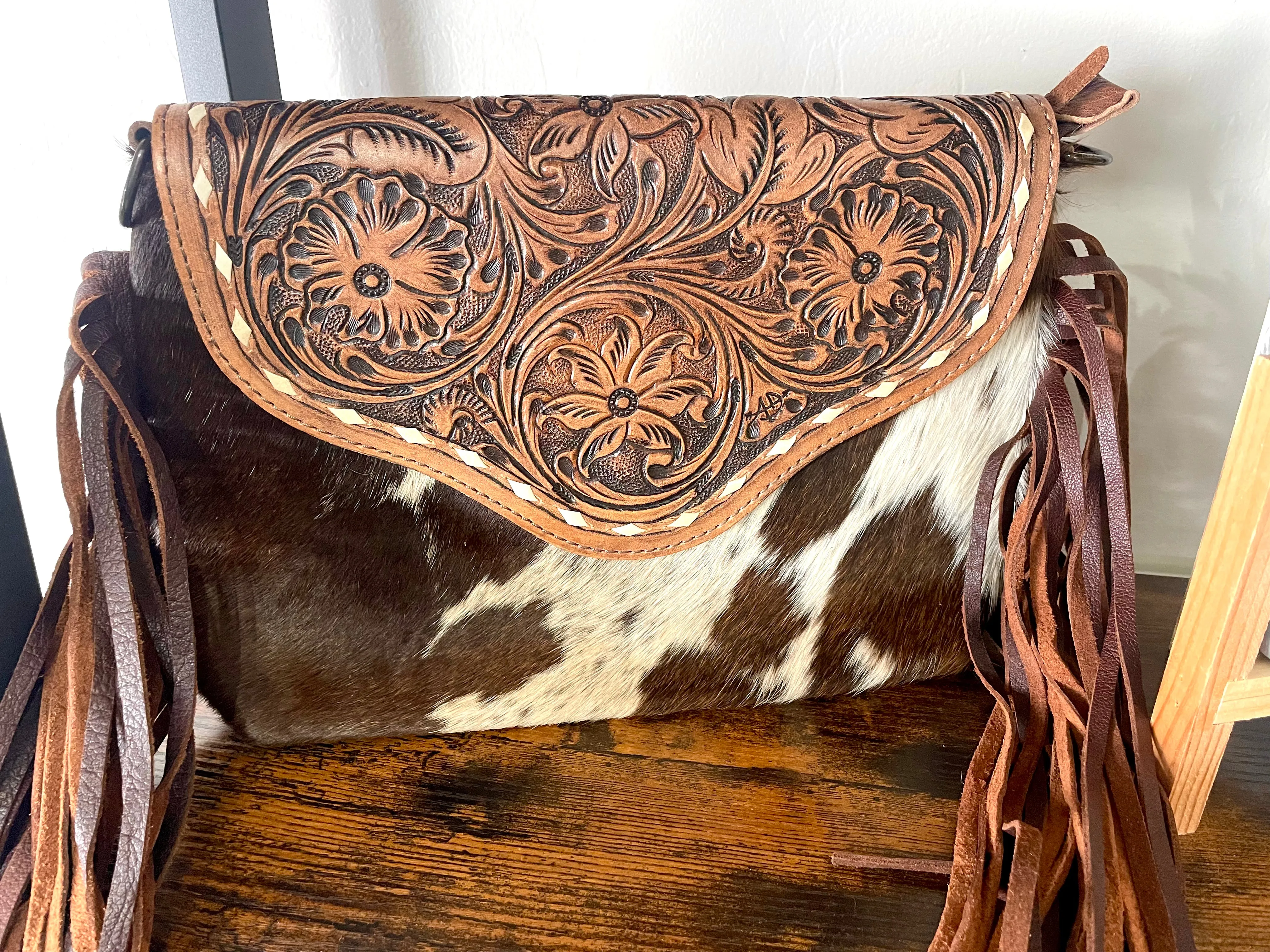 Floral Tooled Envelope Hide Crossbody Bag